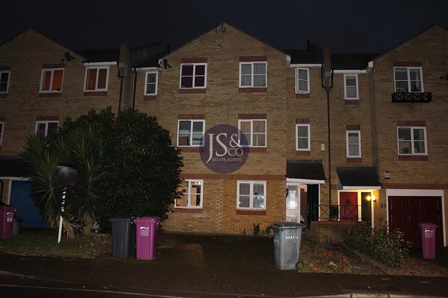  5 Bedroom Terraced London 