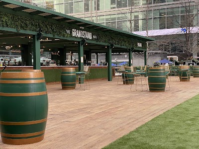 The Grandstand Bar - Canary Wharf, Canada Square Park